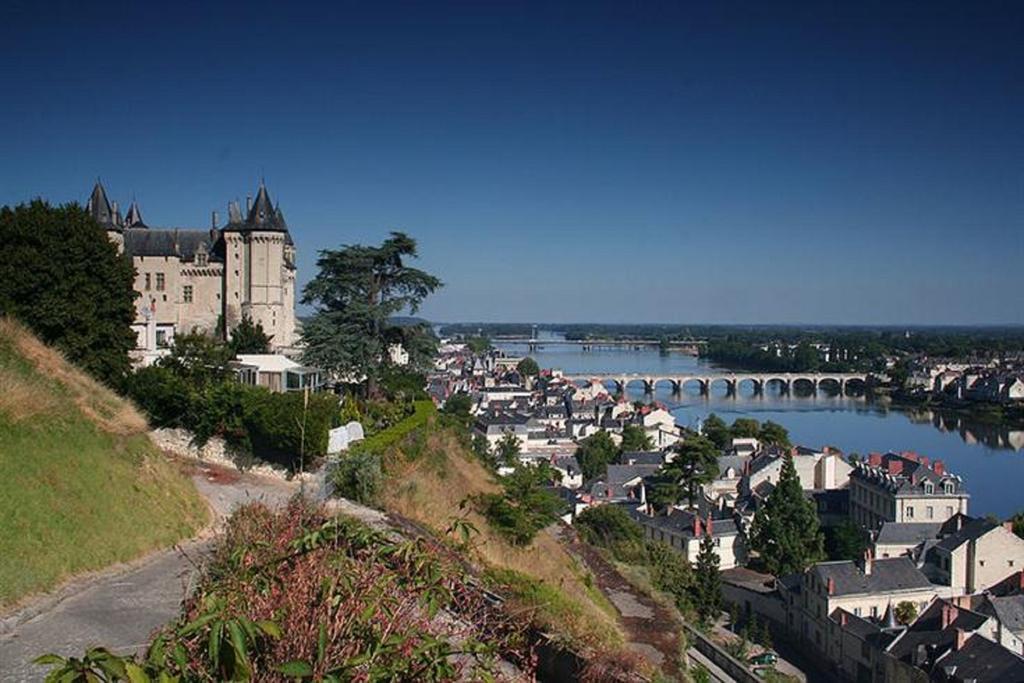 Le Petit Hureau Saumur Buitenkant foto